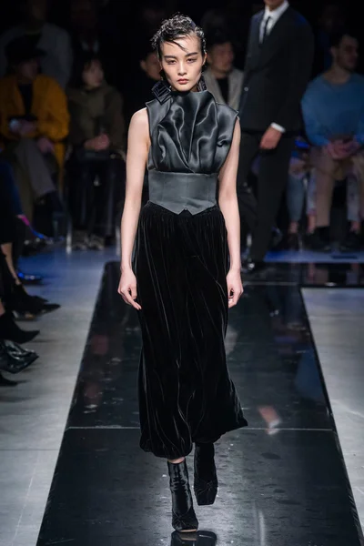 Look 73
